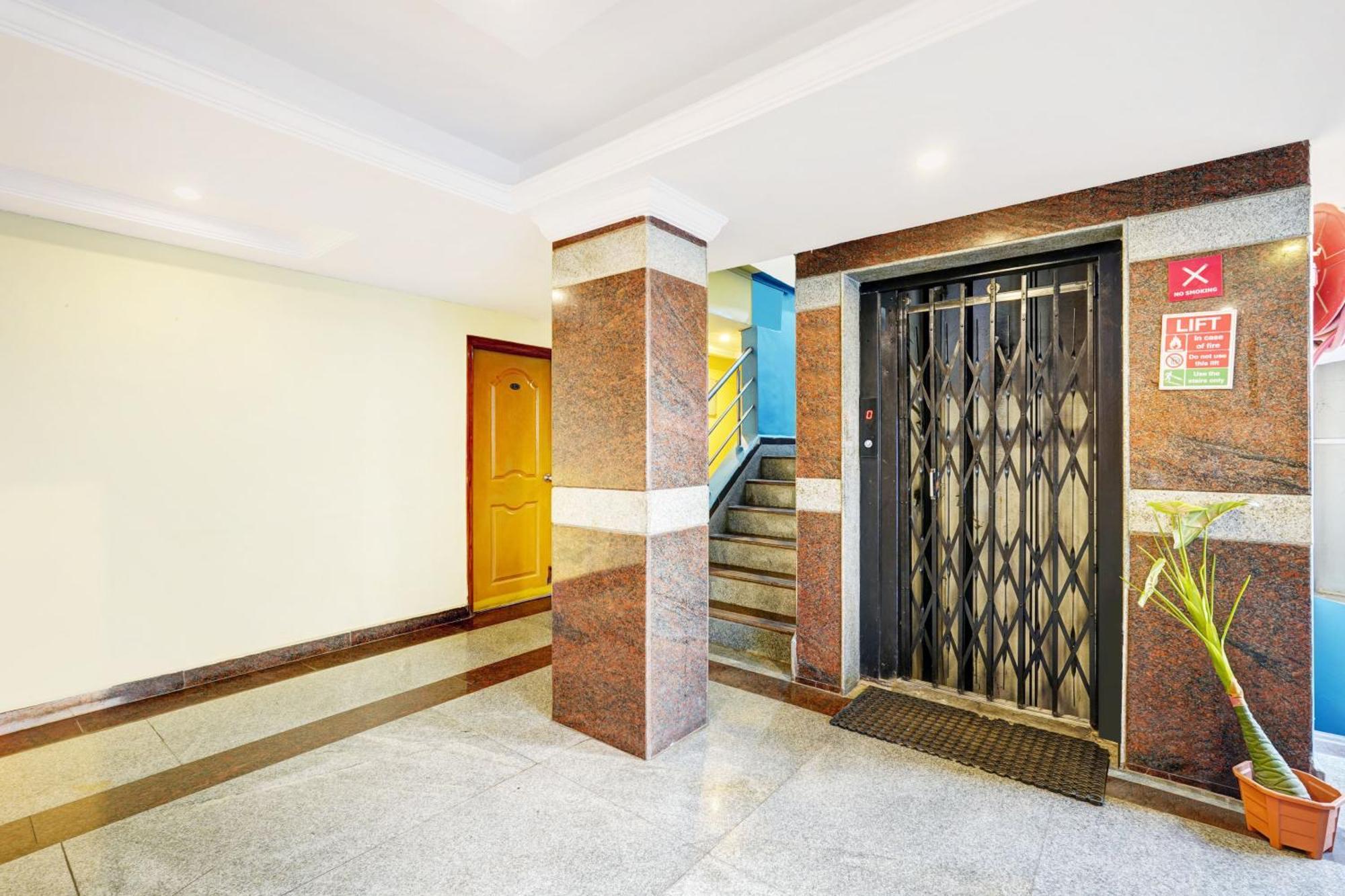 Super Hotel O Padmavathi Puram Near Railway Station Tirupati Bagian luar foto