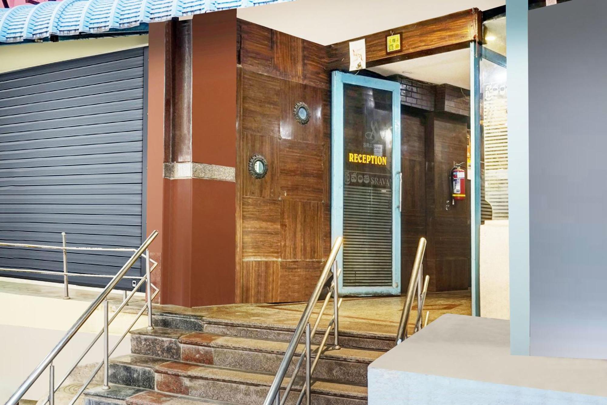 Super Hotel O Padmavathi Puram Near Railway Station Tirupati Bagian luar foto