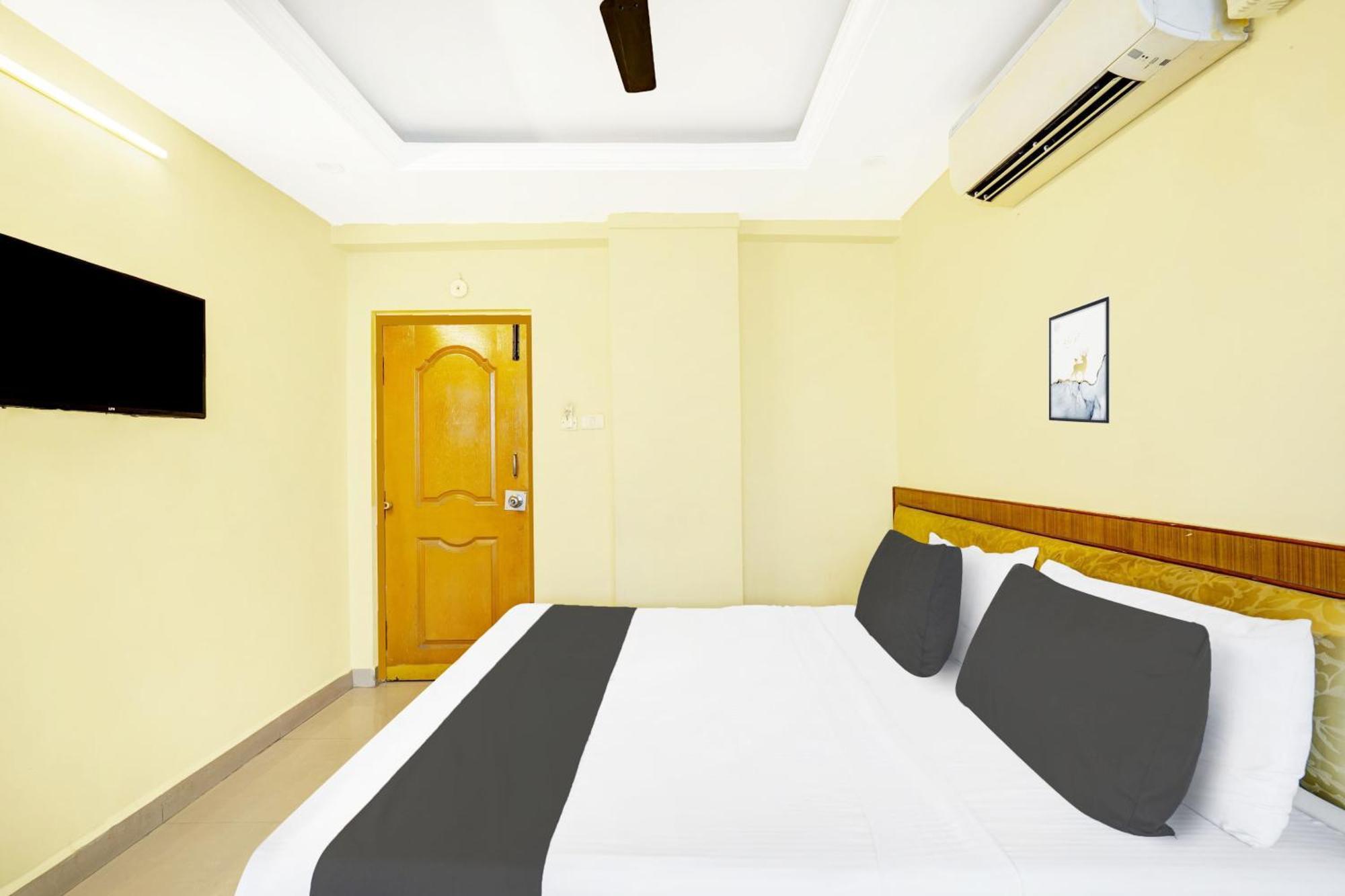 Super Hotel O Padmavathi Puram Near Railway Station Tirupati Bagian luar foto