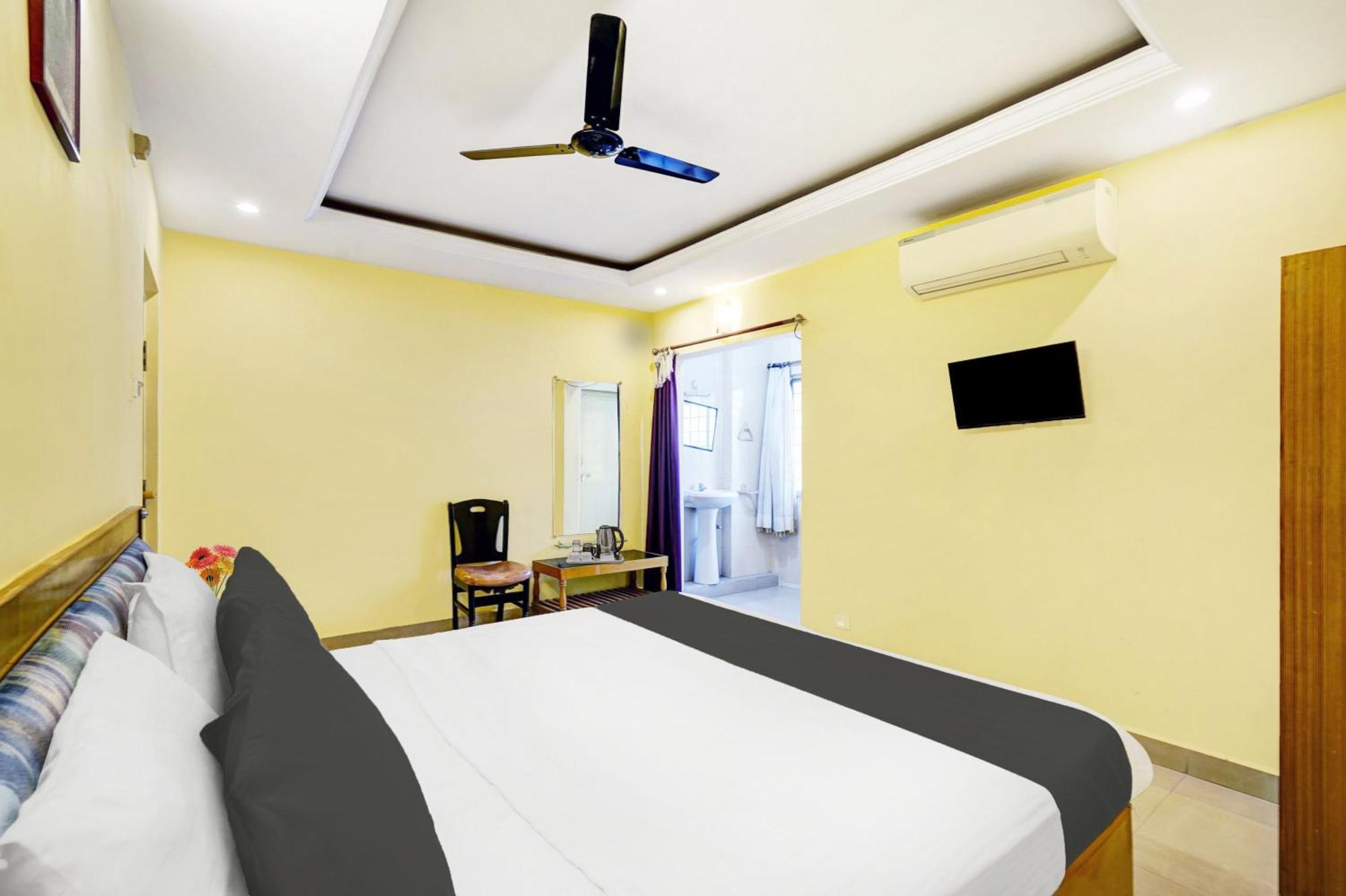 Super Hotel O Padmavathi Puram Near Railway Station Tirupati Bagian luar foto